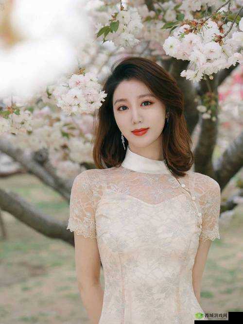 厨房里的春天女主播露脸亲自来现场啦：精彩互动等你来
